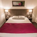 Tulip Residences 3*